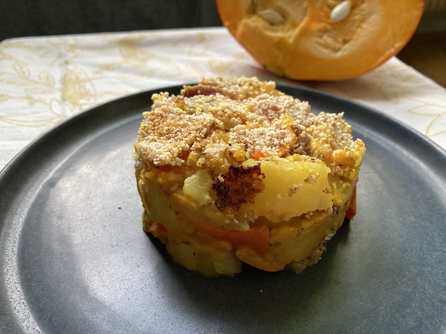 Gratin végan de potimarron et pommes de terre aux épices - Marie's